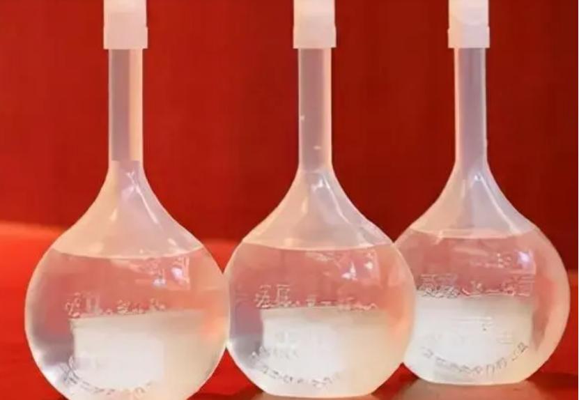 老年人便秘怎样正确使用开塞露,老人便秘用哪个牌子的开塞露