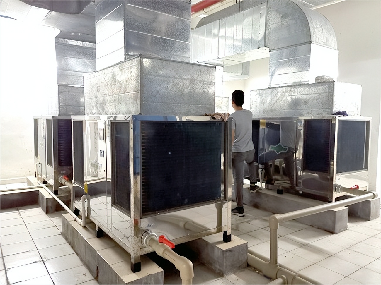 靠谱的空气源恒温泳池热泵,恒温泳池空气能热泵