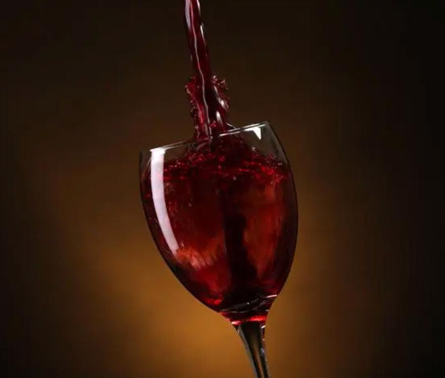 中国白酒为什么不受外国人青睐？