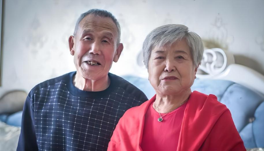 00后为什么摆烂啃老的现象严重,大学生毕业后摆烂啃老现状