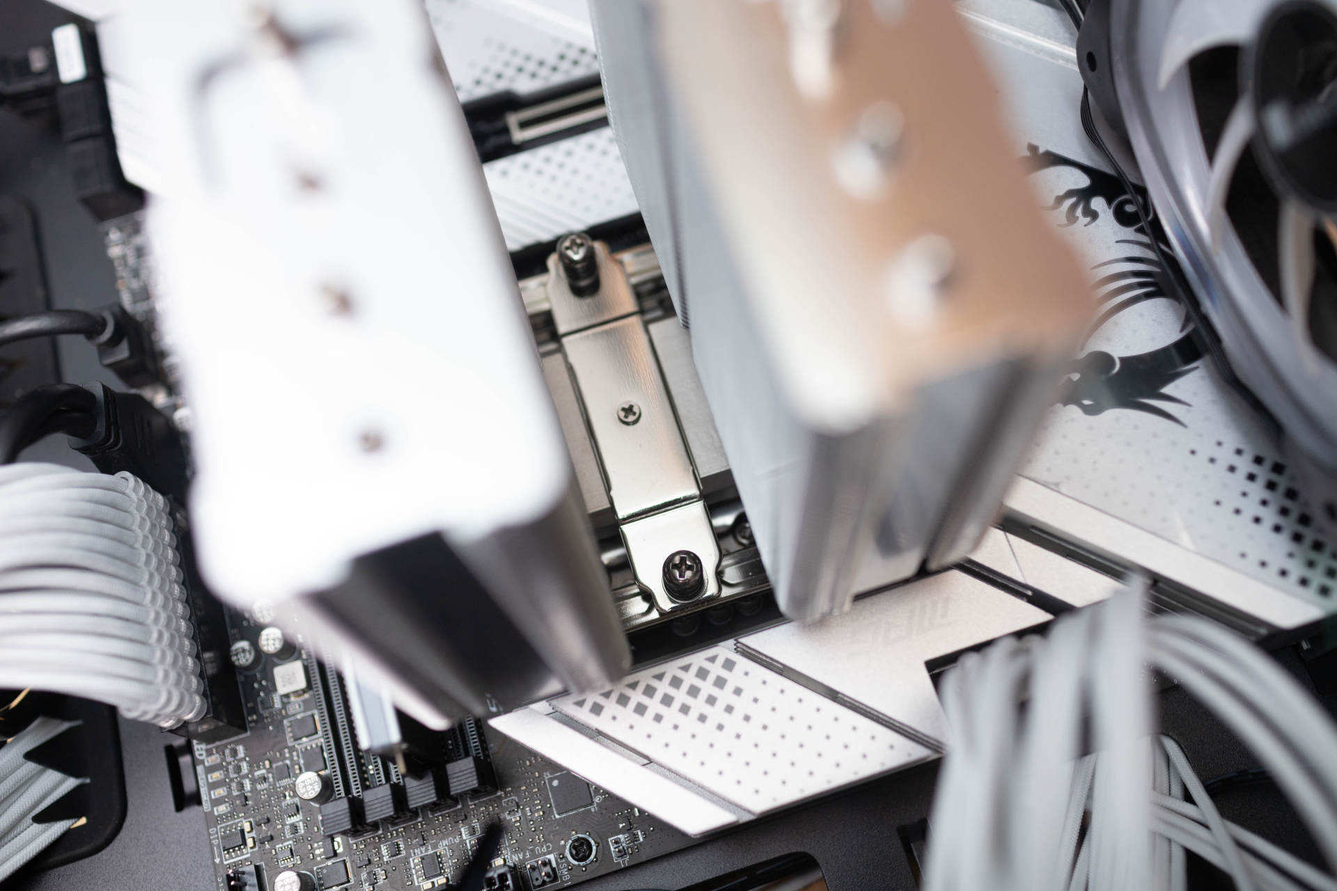 散热最好的单塔风冷散热器,cpu散热最好的风冷散热器