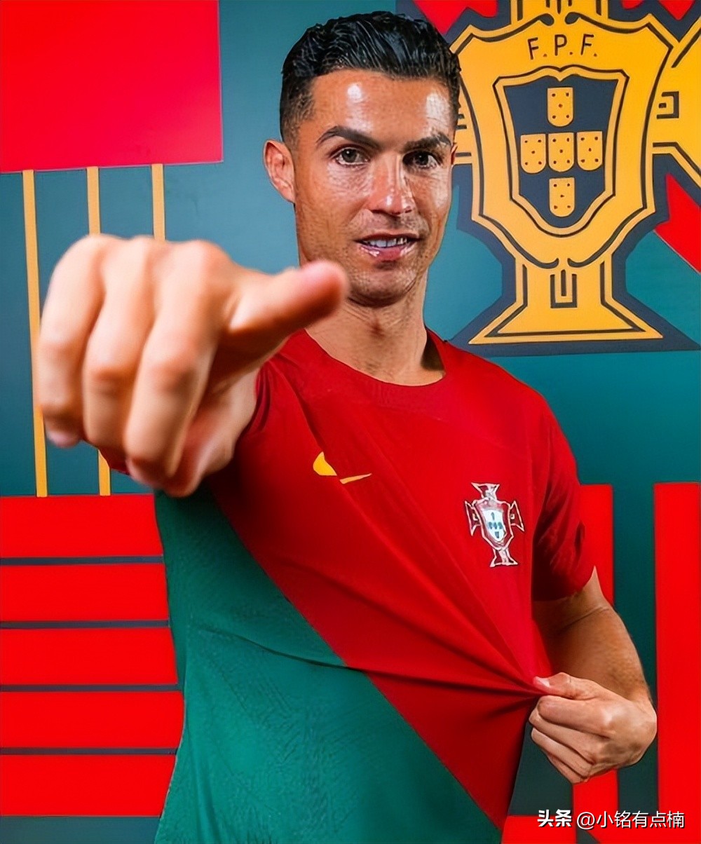 c罗从小到足球巨星过程的故事,c罗从马德拉到如今的成长经历