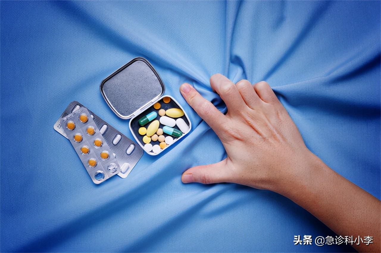 身上突然出现很多小红点不痛不痒,糖尿病人身上出现小红点不痛不痒