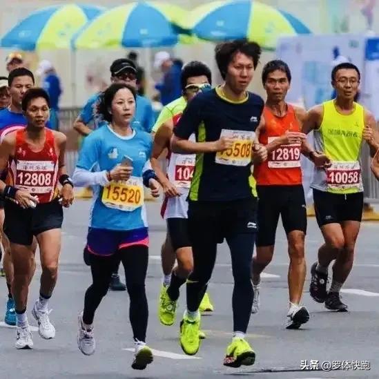 足坛牛人罗本视频,足球史50大巨星罗本