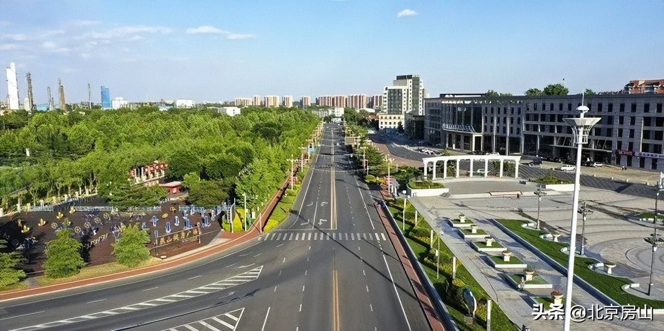 这是低一分贝的燕山