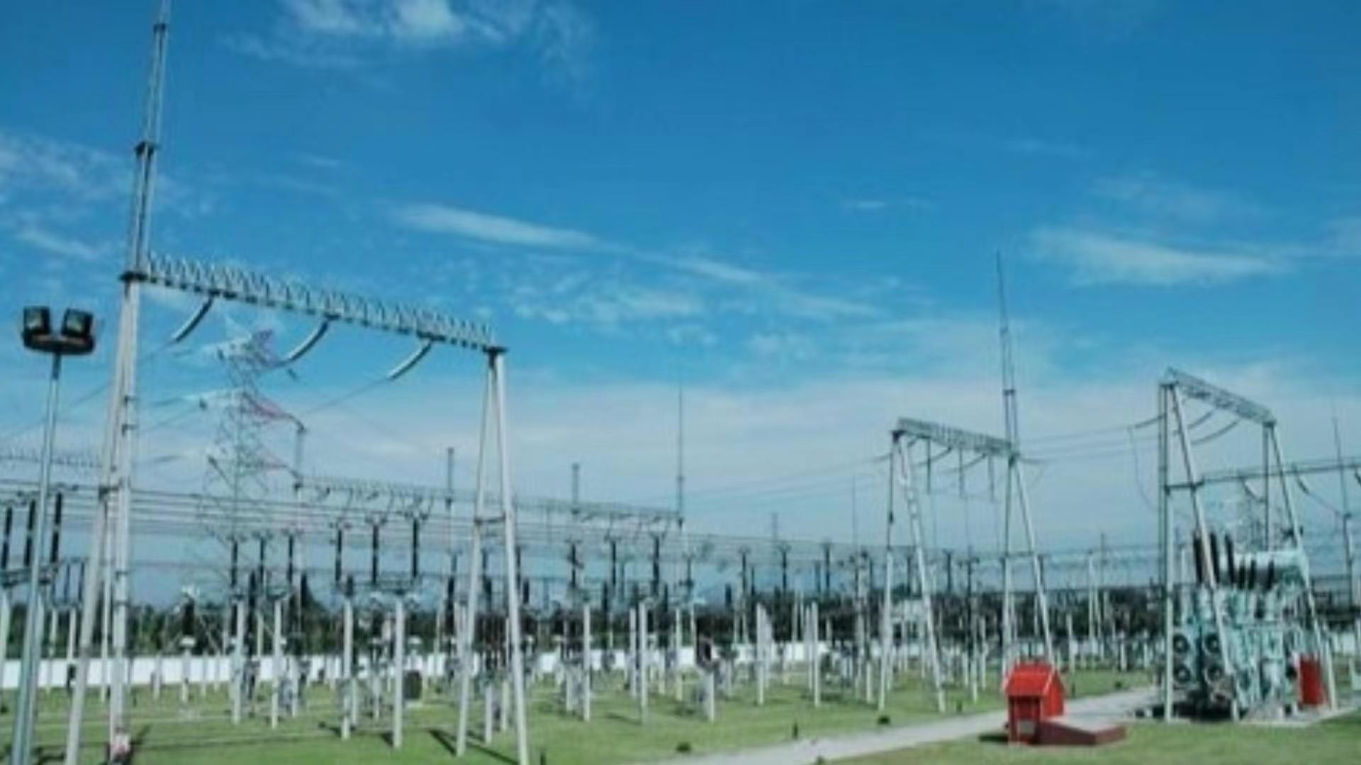 太阳表面再现巨洞约20个地球大小,太阳表面出现了巨洞是真的吗