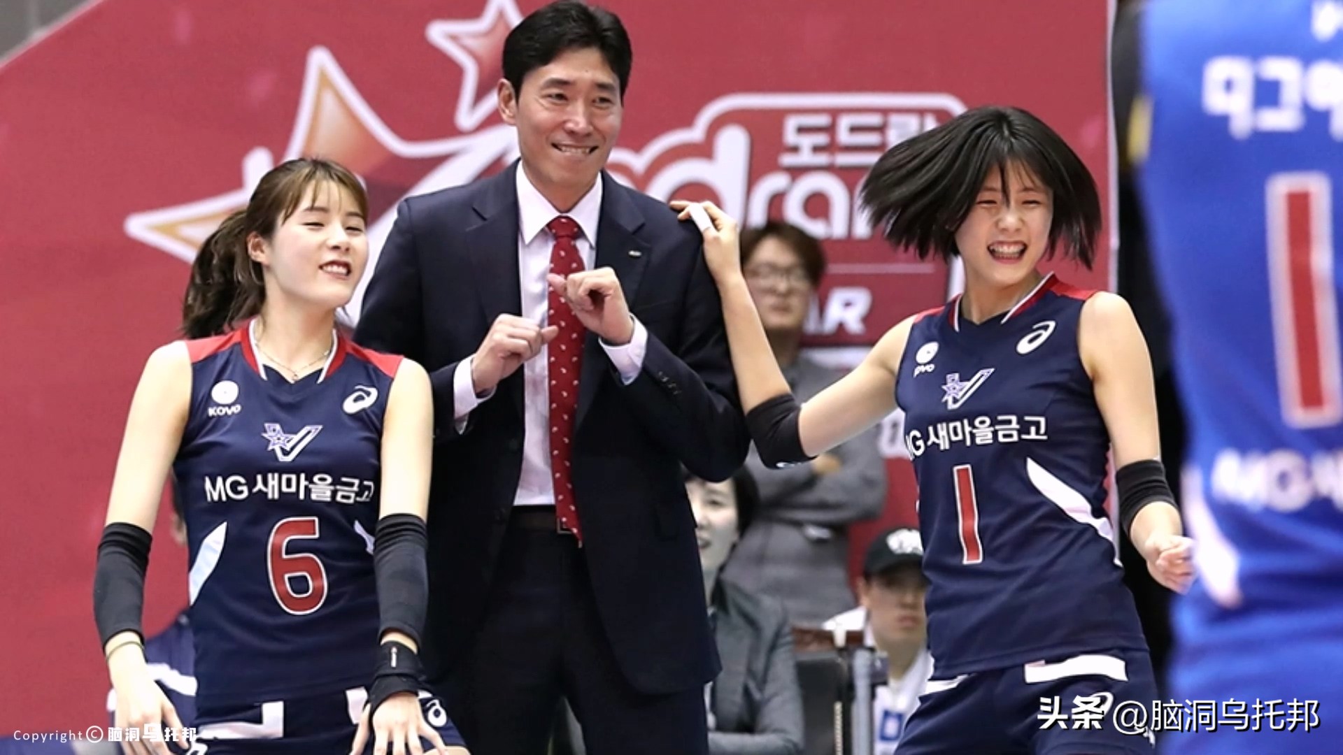 天使面孔恶魔心的外国女孩,排球女神李多英日常照