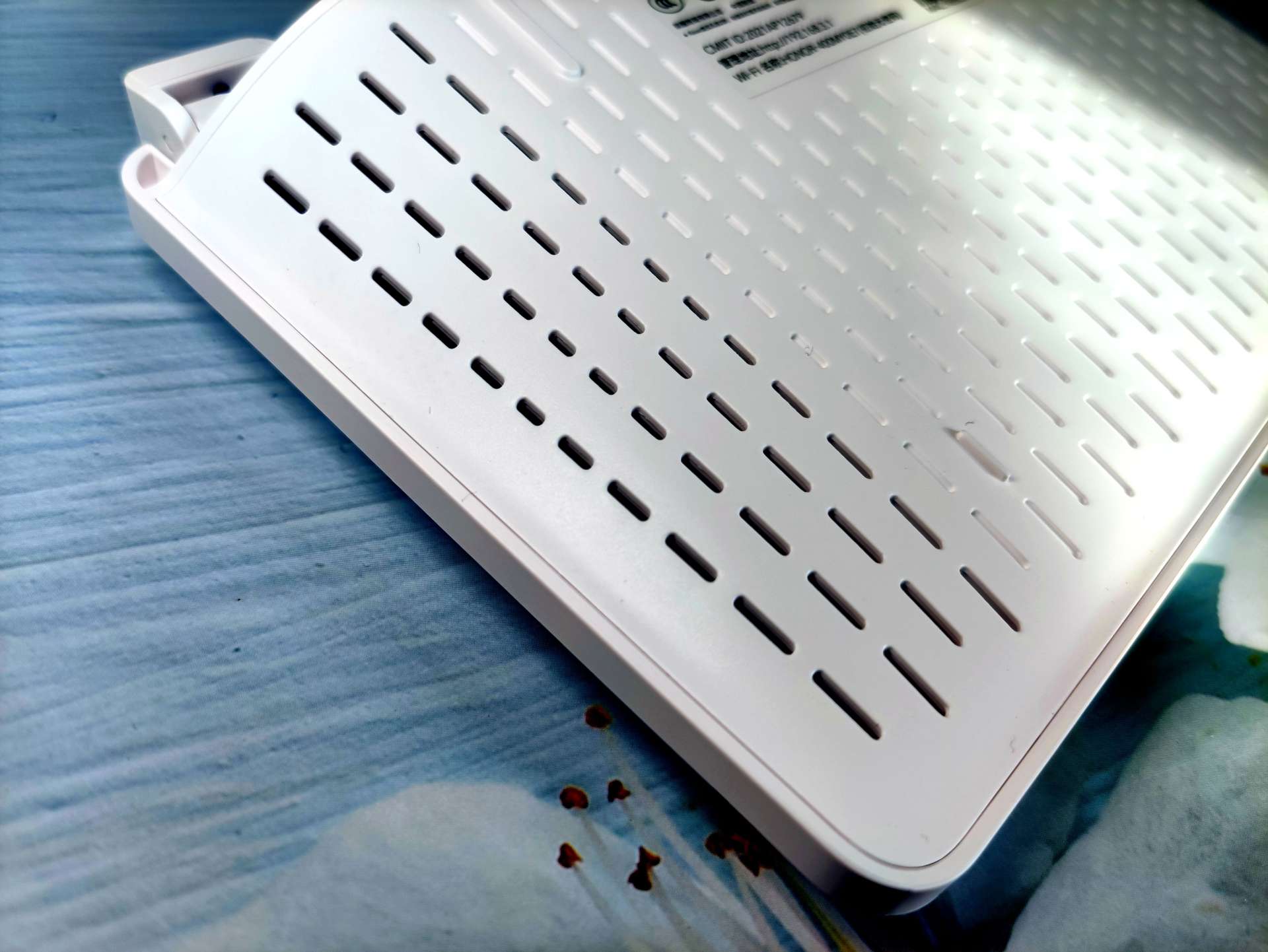 荣耀路由4pro5点以后信号弱,荣耀路由4pro信号不好怎么办