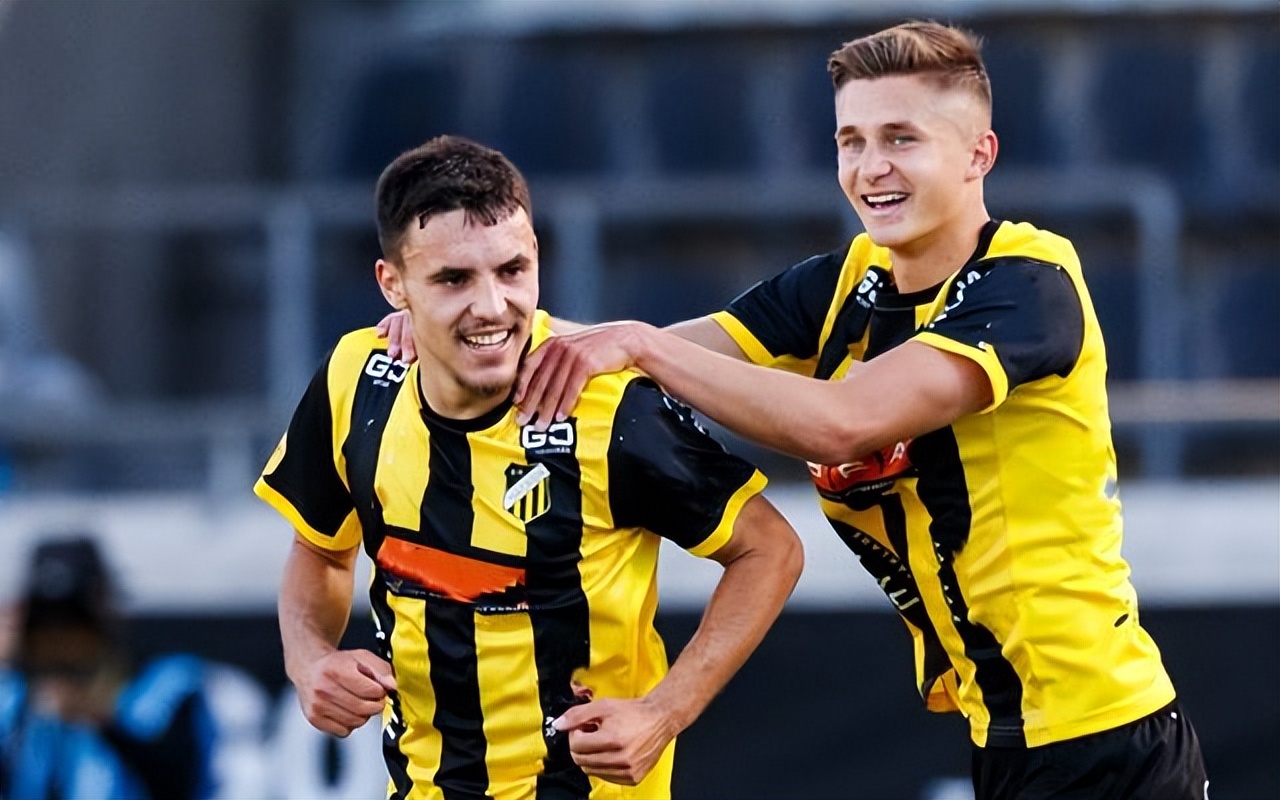 鍛ㄥ叚鐟炶秴鐡﹀皵璐濋噷璧涗簨,鏃ヤ箼涓滀含缁胯尩vs灞卞舰灞辩姣斿垎