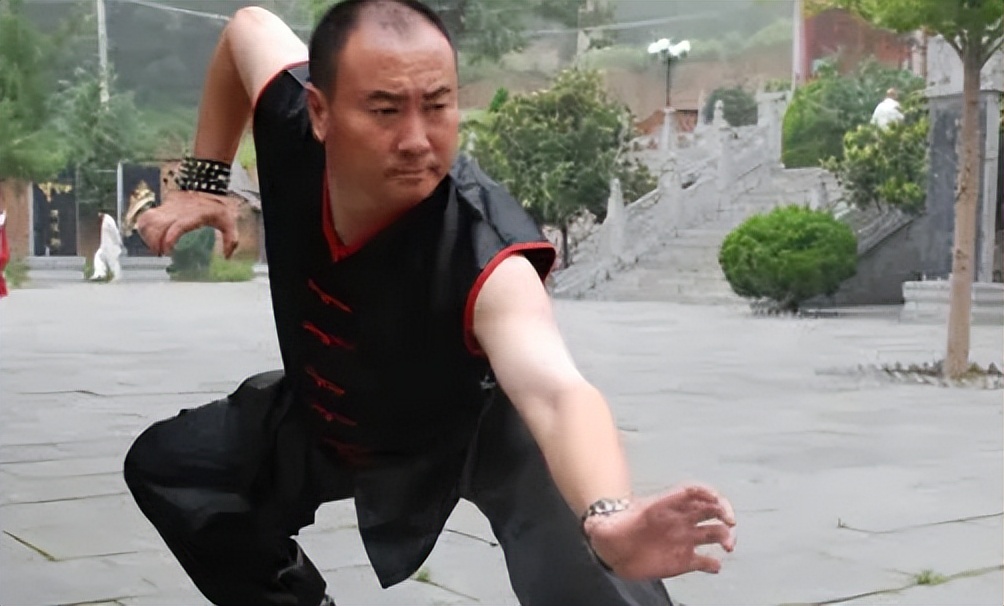 释小龙童年回忆,释小龙多年无戏从不缺钱