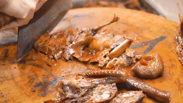 嘀嘀——今日白露，“贴秋膘专线”已开通，小伙伴们快上车！