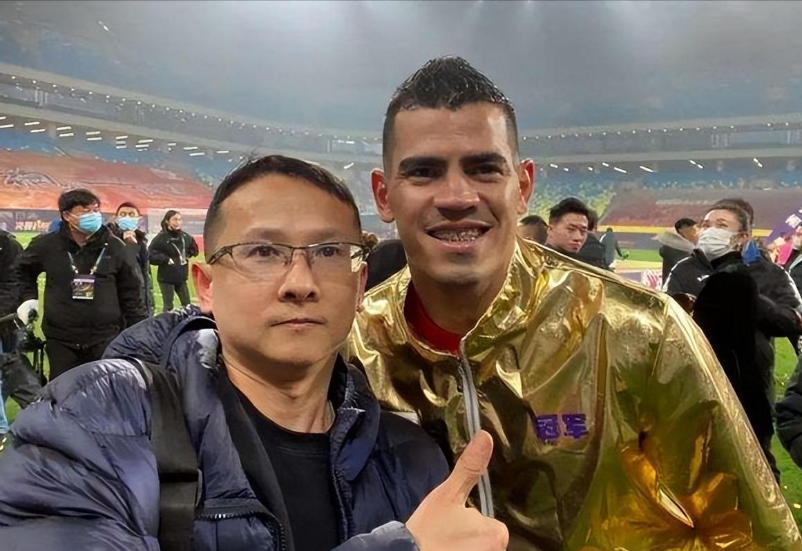 退钱哥何胜资料,退钱哥何胜谈观战欧洲杯