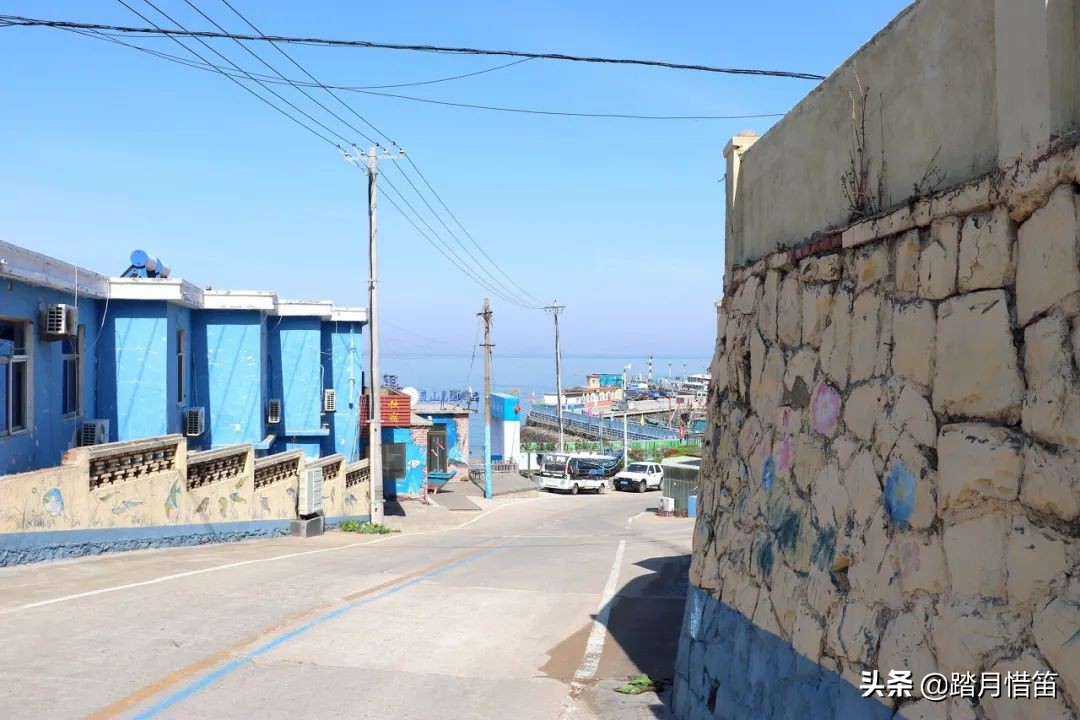 被誉为“东方瑞士”的青岛，有太多的海边浪漫