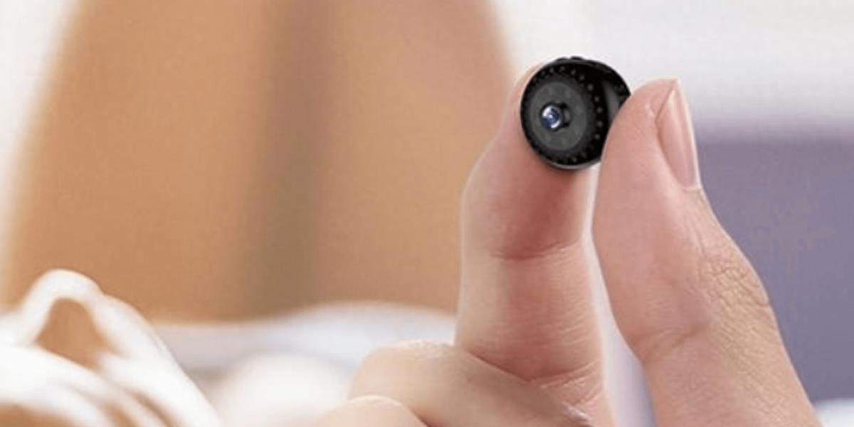 女生是如何在这些“不良网站”上被*拍偷**的？在家要小心