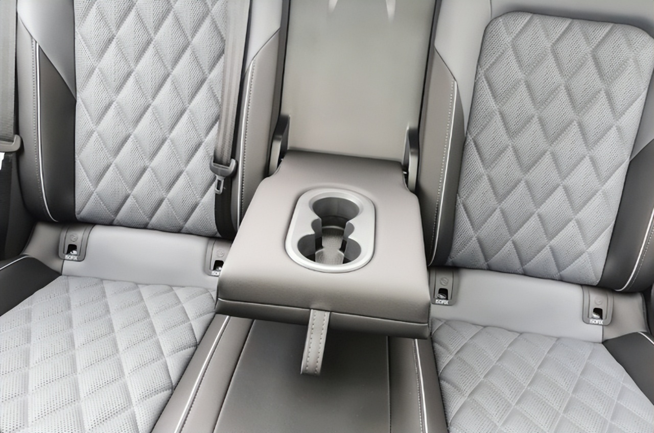 大众新速腾省油吗,新款速腾驾驶感受和质量怎么样