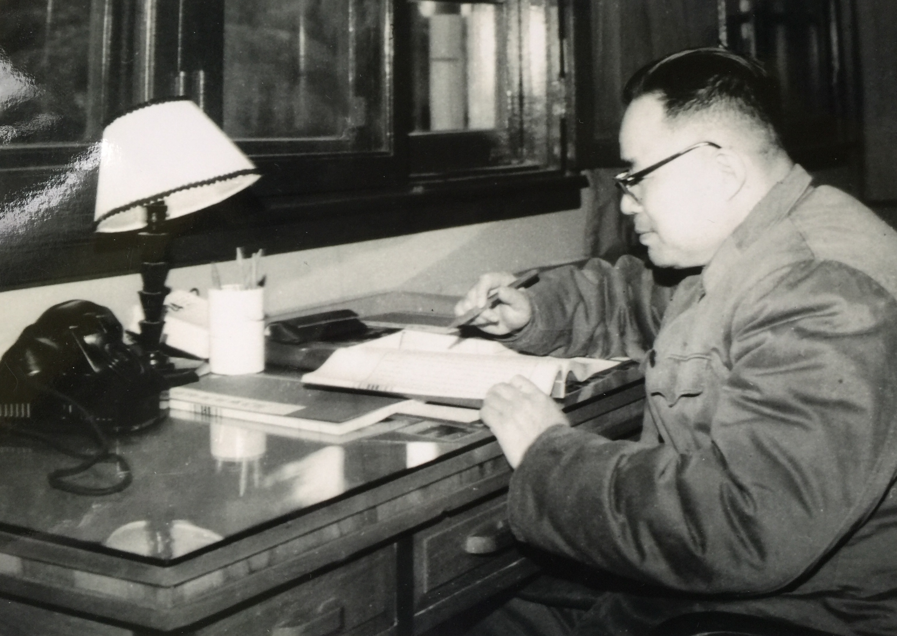 身陷逆境依然敢于“亮剑”——王近山将军在黄泛区农场的岁月