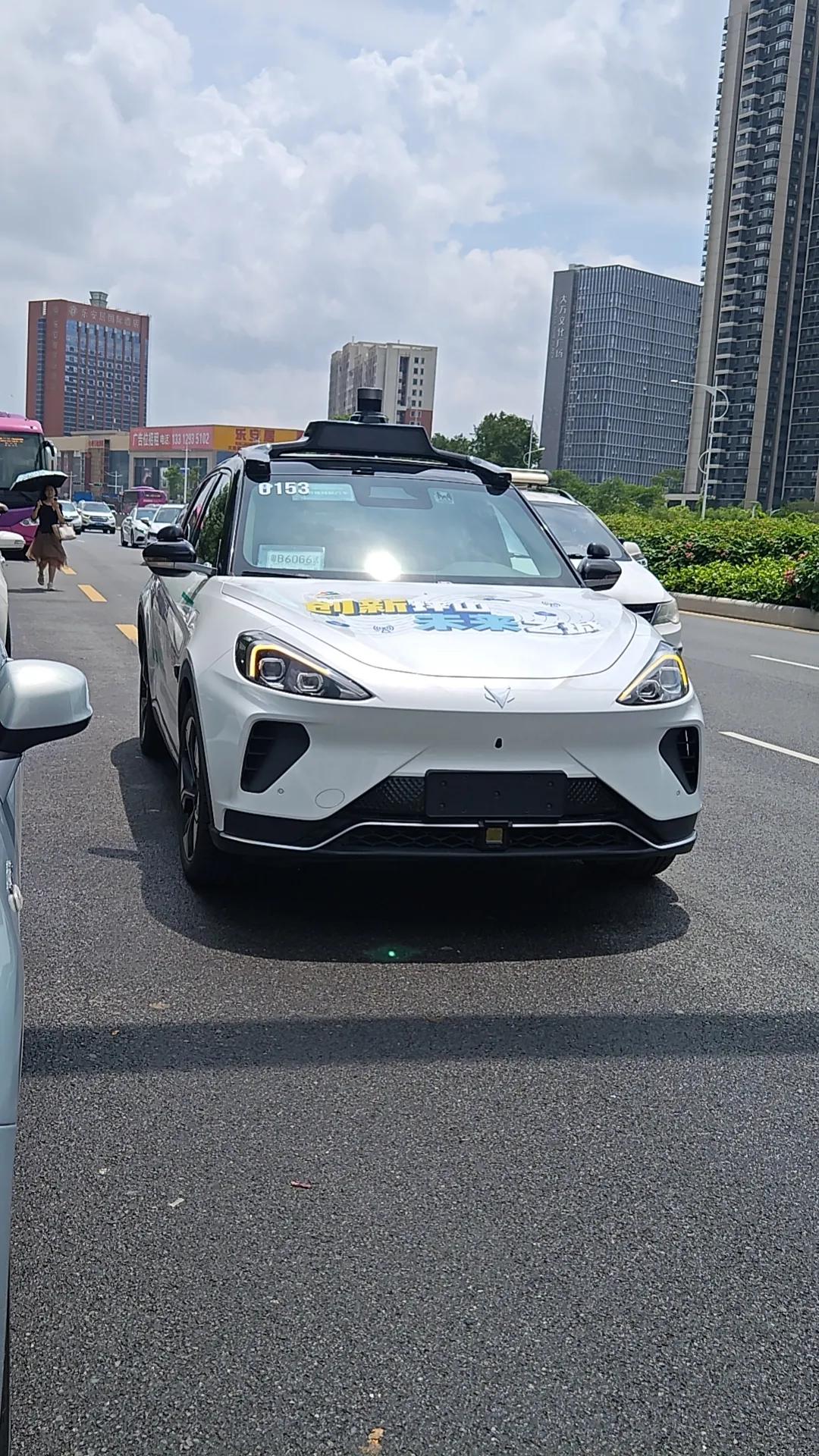 深圳坪山无人驾驶汽车试营,深圳坪山无人驾驶测试