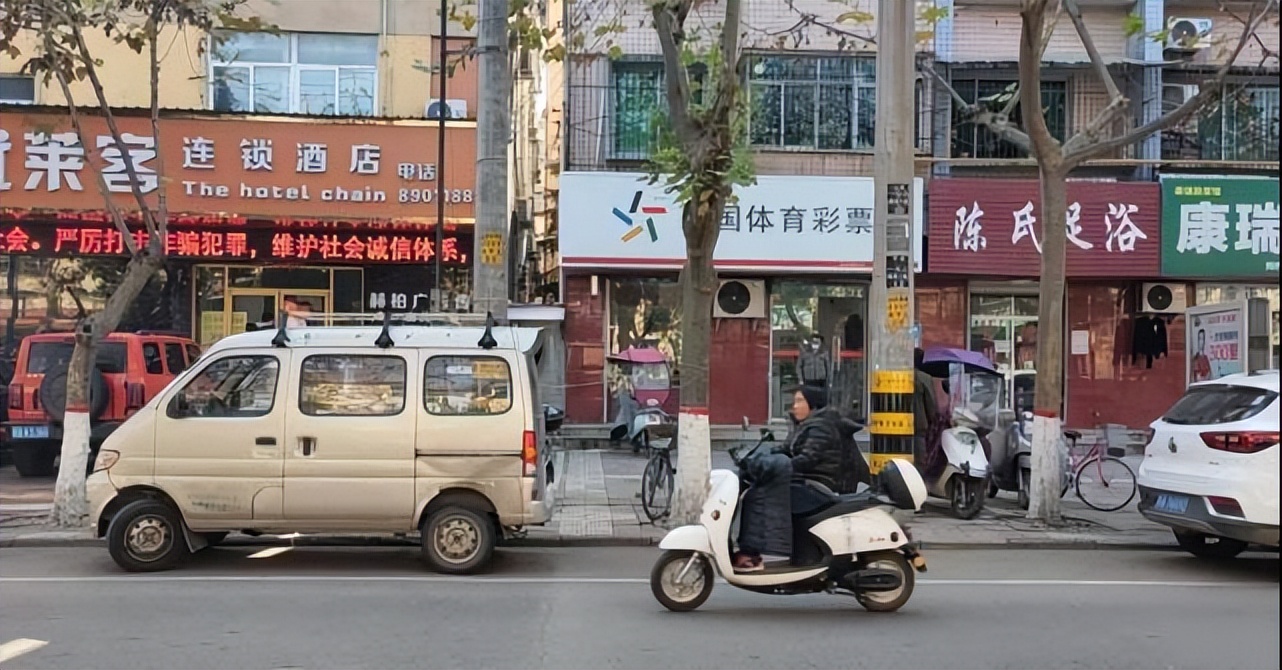 男子买彩票中1001万大奖却被冒领,千万彩票大奖被冒领最新