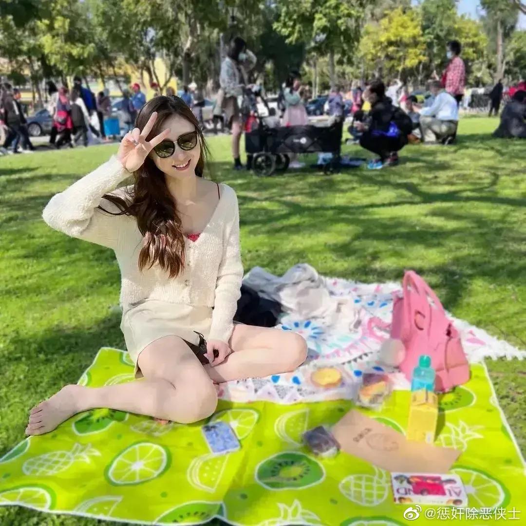 网络购物与传统购物对话,网络购物与现实差距