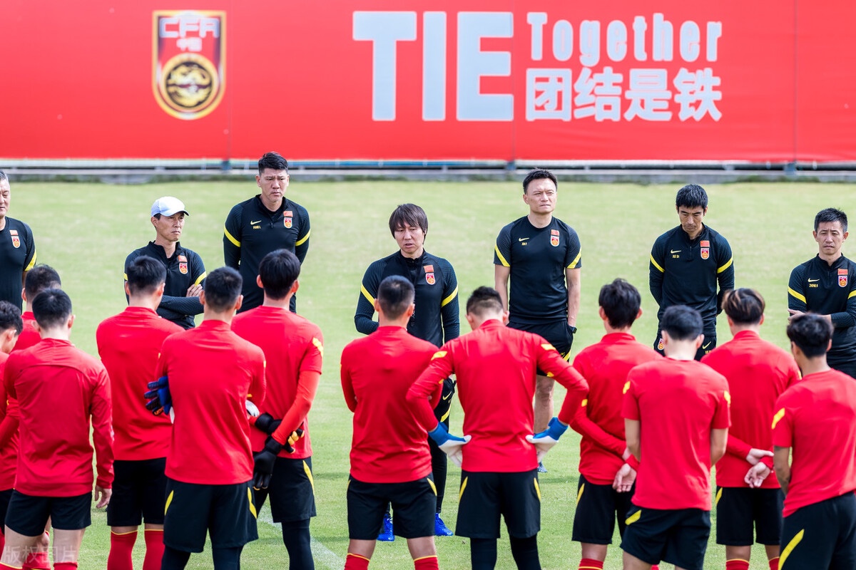 李铁调查情况反转！1亿存款+国外买房不是重点，2罪状成国足蛀虫