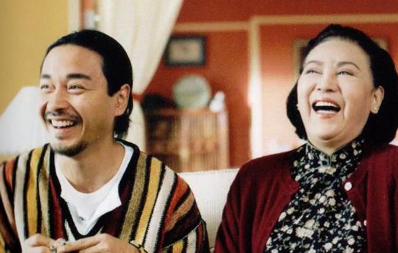 意外死亡的十大名人,一个月去世的14位名人