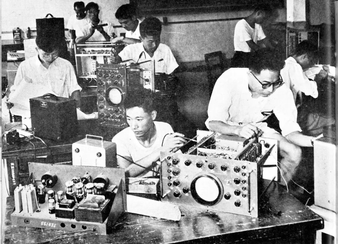 复旦微电子和电子信息,复旦微电子和清华