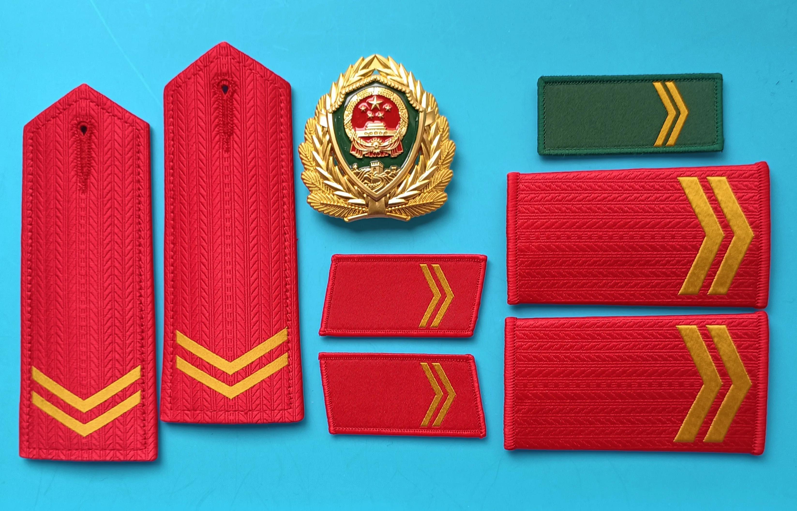 毛启国军装,毛启国警用帽徽