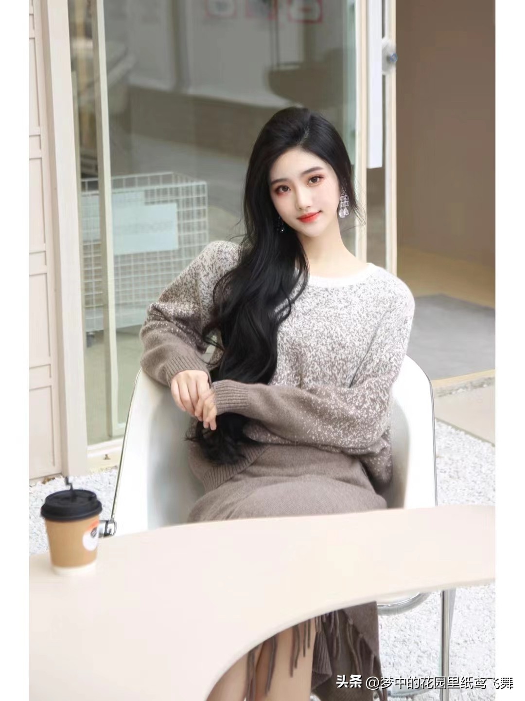 好想去旅游啊,趁着年轻多去折腾多去尝试