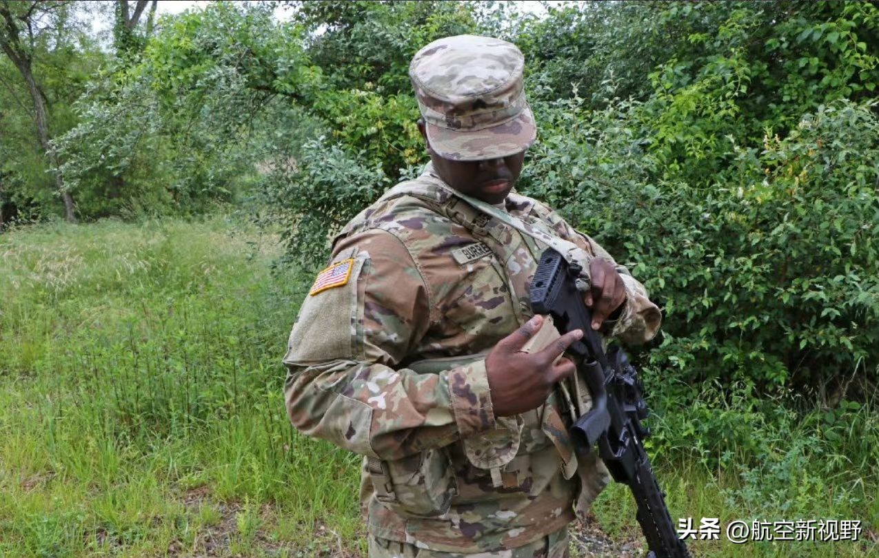 xm5自动步枪导气式,xm5自动步枪弹匣容量