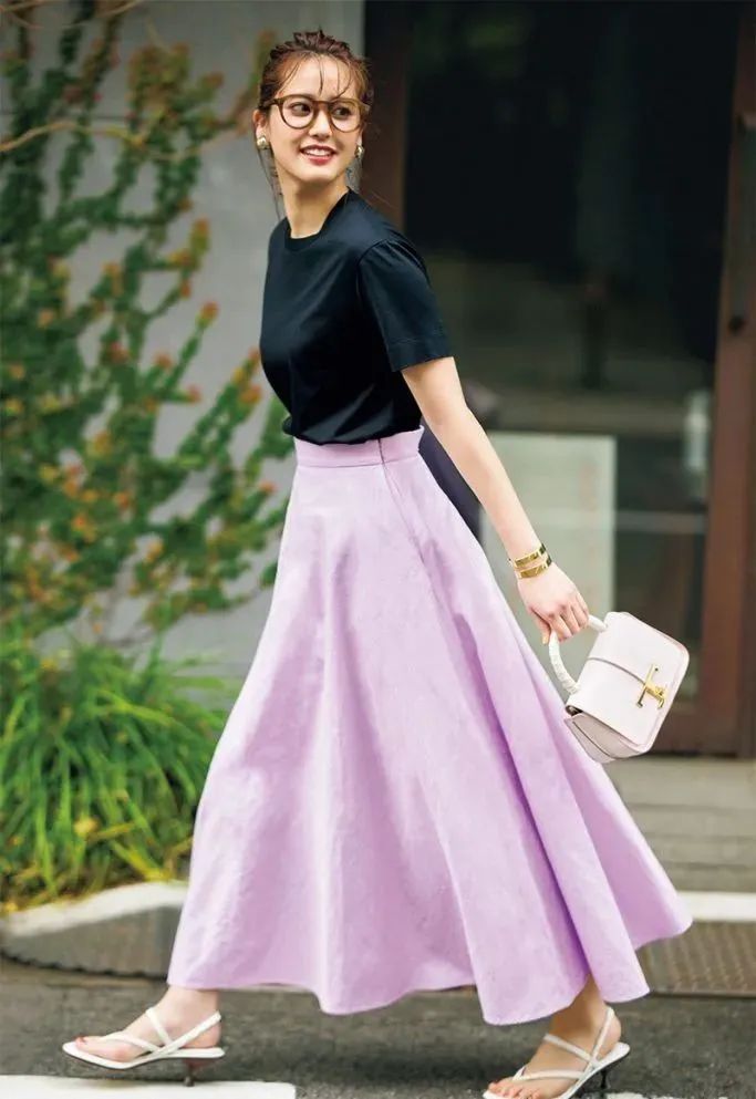 基础款t恤穿搭出高级感,黑长袖t恤怎么穿搭