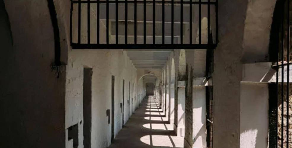 畸形爱恋引发的案件,畸形之恋引发的悲剧