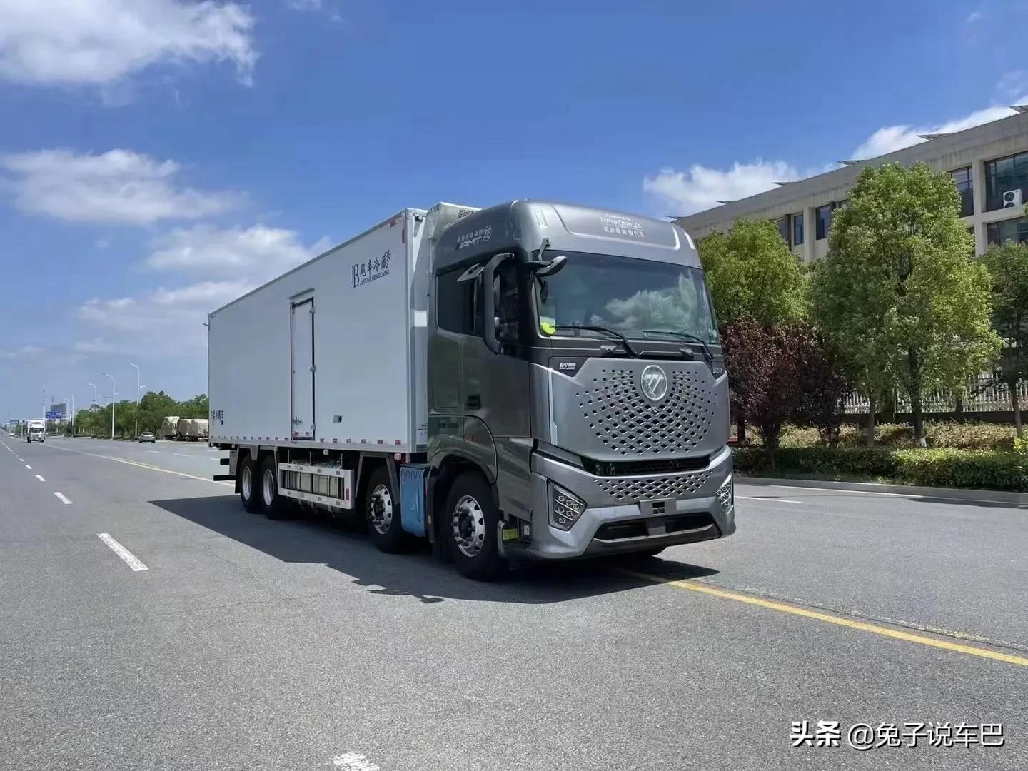 欧曼银河前四后八，9.6米四轴冷藏车，颠覆卡友认知-马力大省油