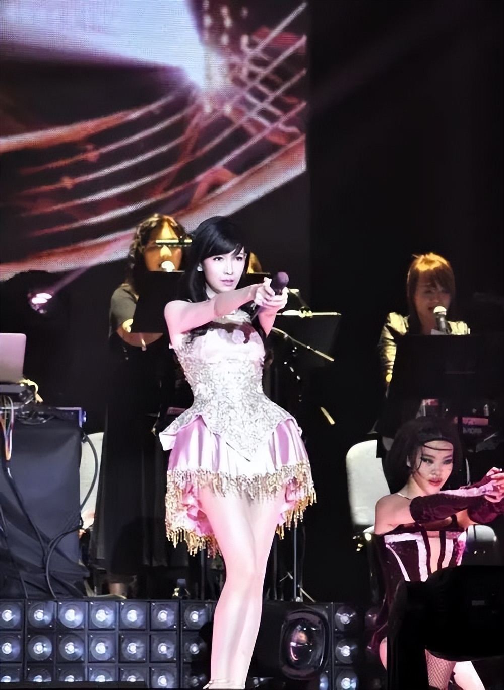 华语乐坛辉煌时刻,80年代为什么香港会群星璀璨