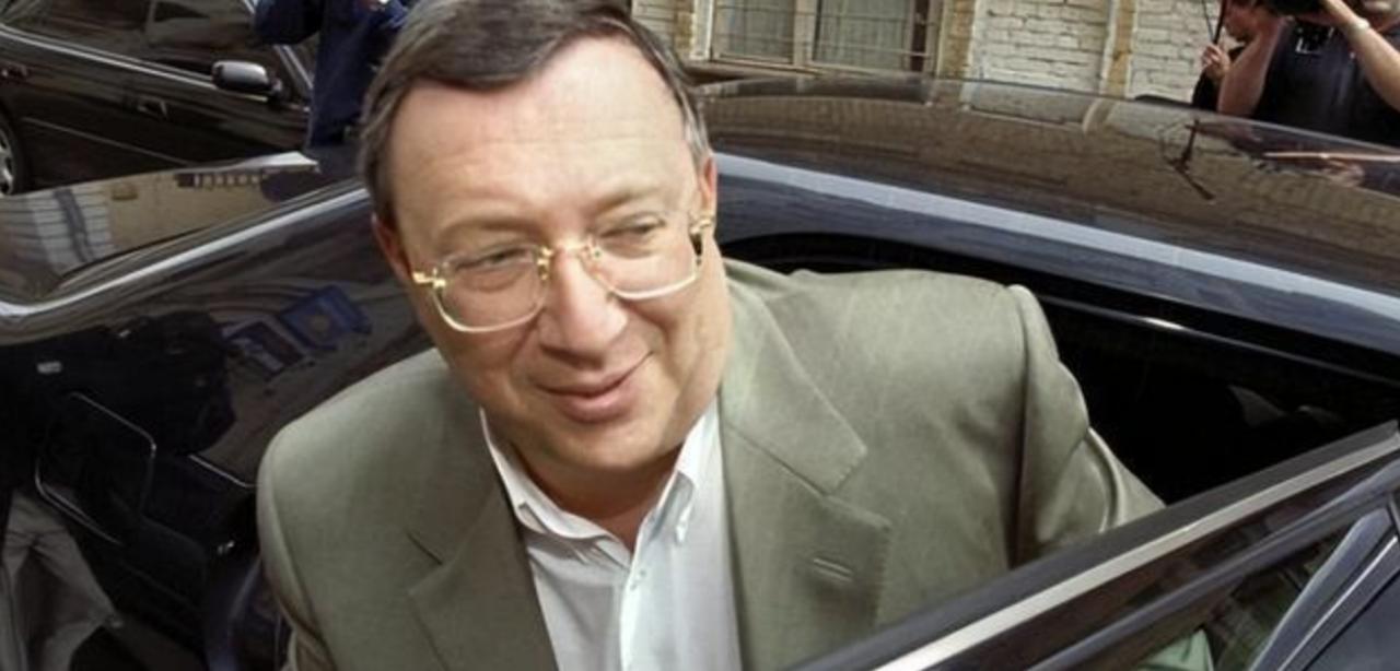 俄罗斯首富与普京的对峙 (俄罗斯首富挑战普京结果怎样了)