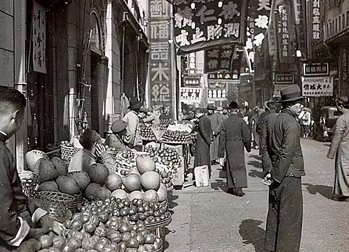 民国时期严查妇女束胸，发现一次罚款50大洋，举报者有奖励