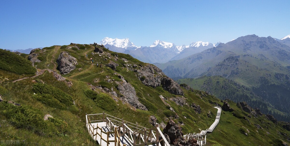 天山天池5a级景区,天山天池是新疆第一个5a级景区