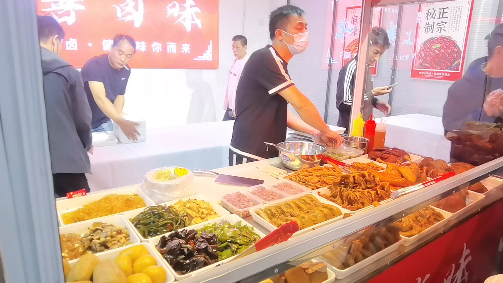 卤菜摆地摊经验真实记录,卤菜摆摊的技巧和思路