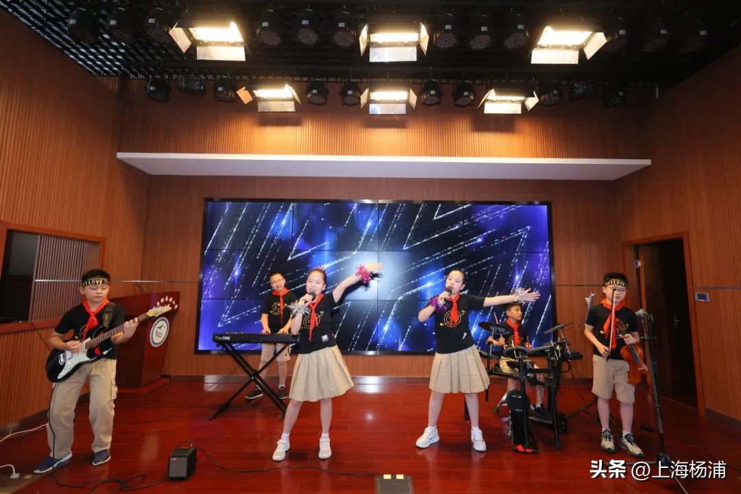 新学期开学第一天小视频,小学生新学期校园开学第一课