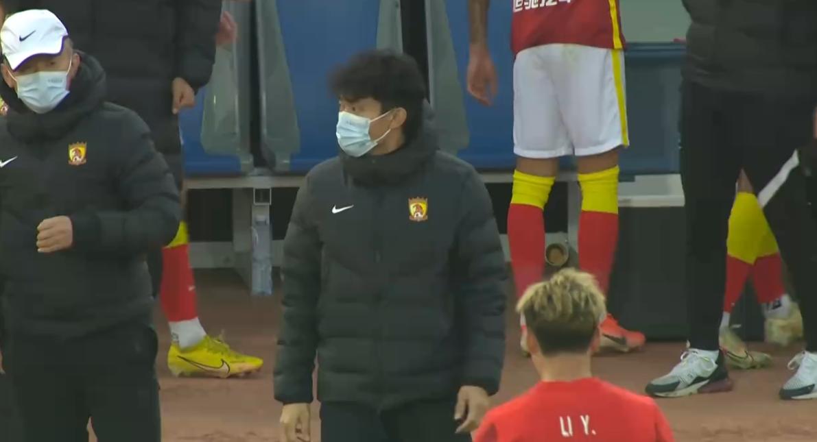 广州恒大高拉特艾克森思想状况,唏嘘足球