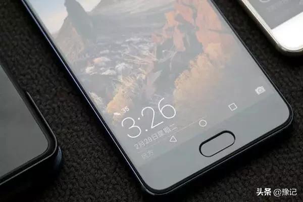 我用了七部手机，见证电话发展四十年