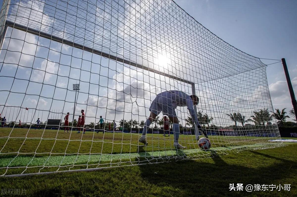 建业门将王国明效力于哪些队伍,中超门将王国明现在在哪里