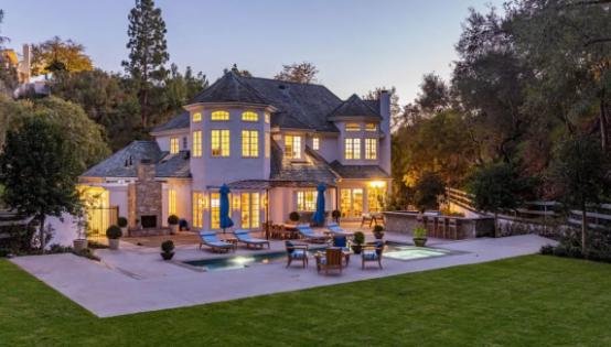 山西“女色贪”落马:花3.9亿买私人飞机,在洛杉矶有20套房产!