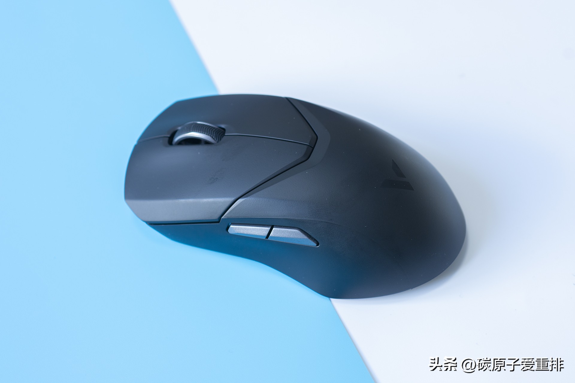 雷柏vt300鼠标游戏模式和普通模式,雷柏鼠标vt9pro和v300哪个好