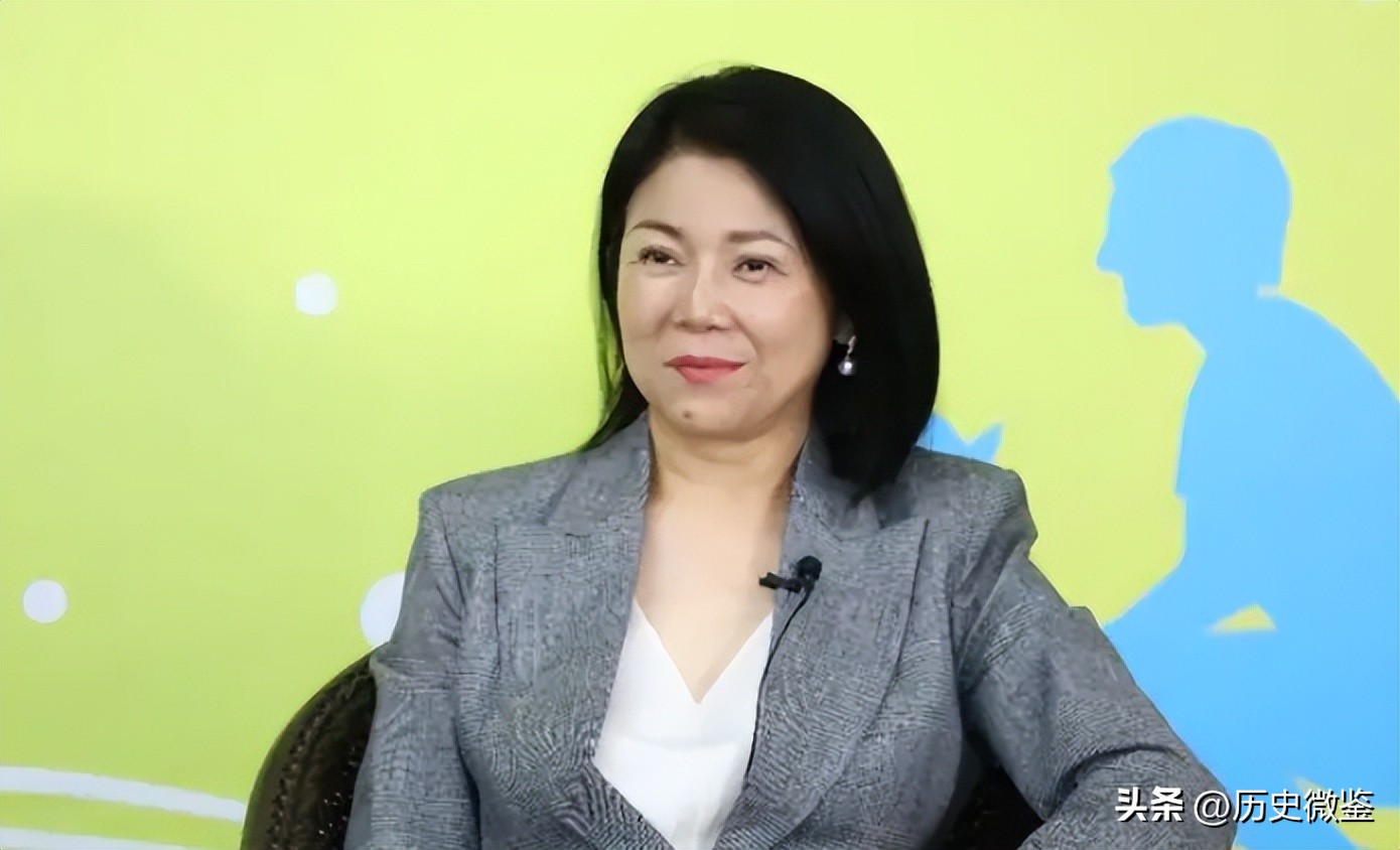 毛主席唯一外孙女孔东梅，神似主席，曾坦言：不活在外公的光环下