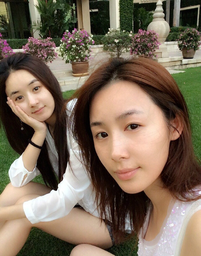 鄢颇梅婷李小冉,李小冉前男友鄢颇和梅婷的关系