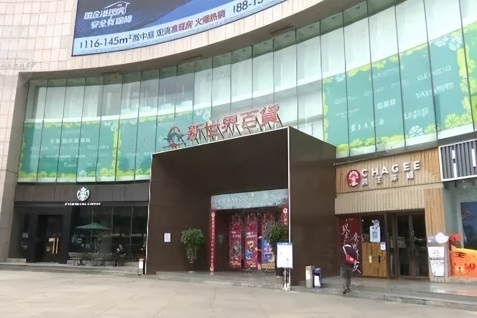 220万家餐饮零售企业，倒在了解封的黎明前