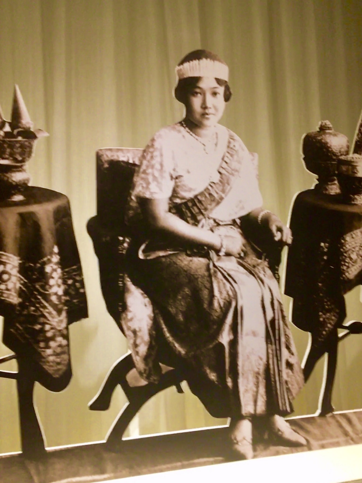 泰国王室最古老的王冠，璀璨传承超百年，苏提达错失最佳佩戴机会