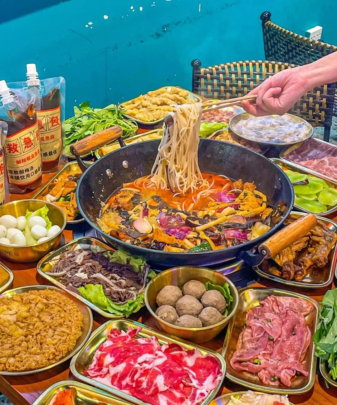 螺蛳粉火锅好多根本吃不完,螺蛳粉火锅为什么不能加麻汁