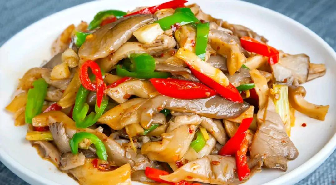 阳康后一直咳嗽喝什么汤,阳康后需不需吃润肺的食物