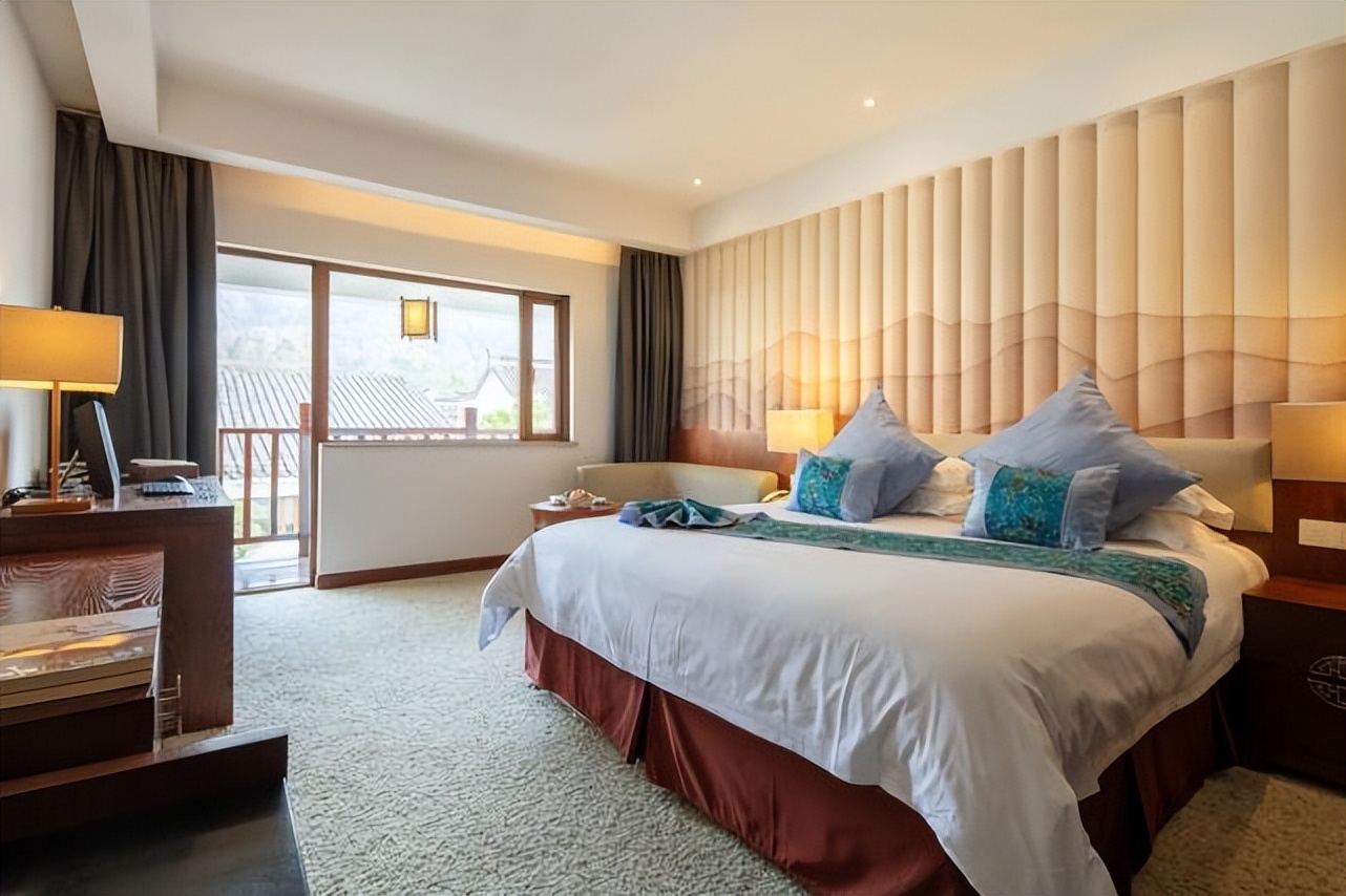 中晖集团温馨提示:别被旅游套路欺骗了